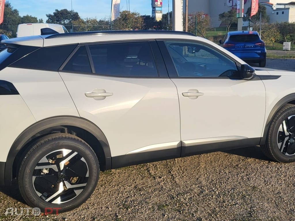 Peugeot 2008 1.2 PureTech Allure Pack