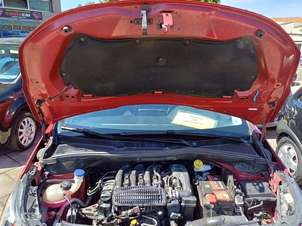 Peugeot 2008 1.2 PureTech Style