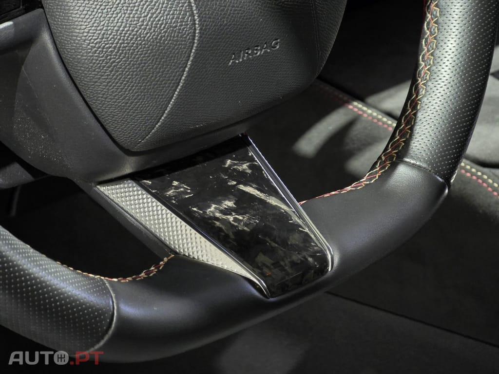 DS DS4 E-TENSE 225 PERFORMANCE LINE+