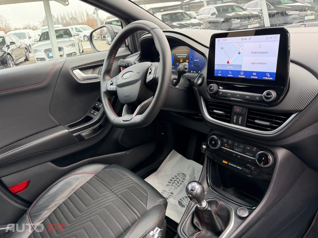 Ford Puma 1.0 EcoBoost Hybrid ST-LINE X