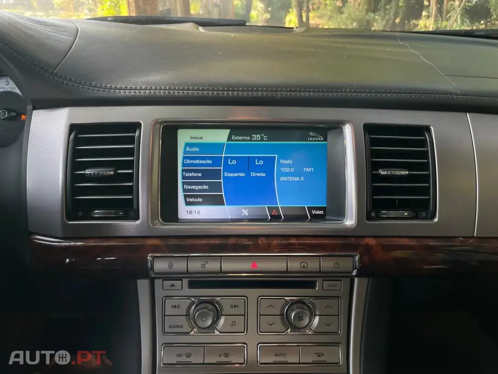 Jaguar XF 2.7 D V6 Premium Luxury