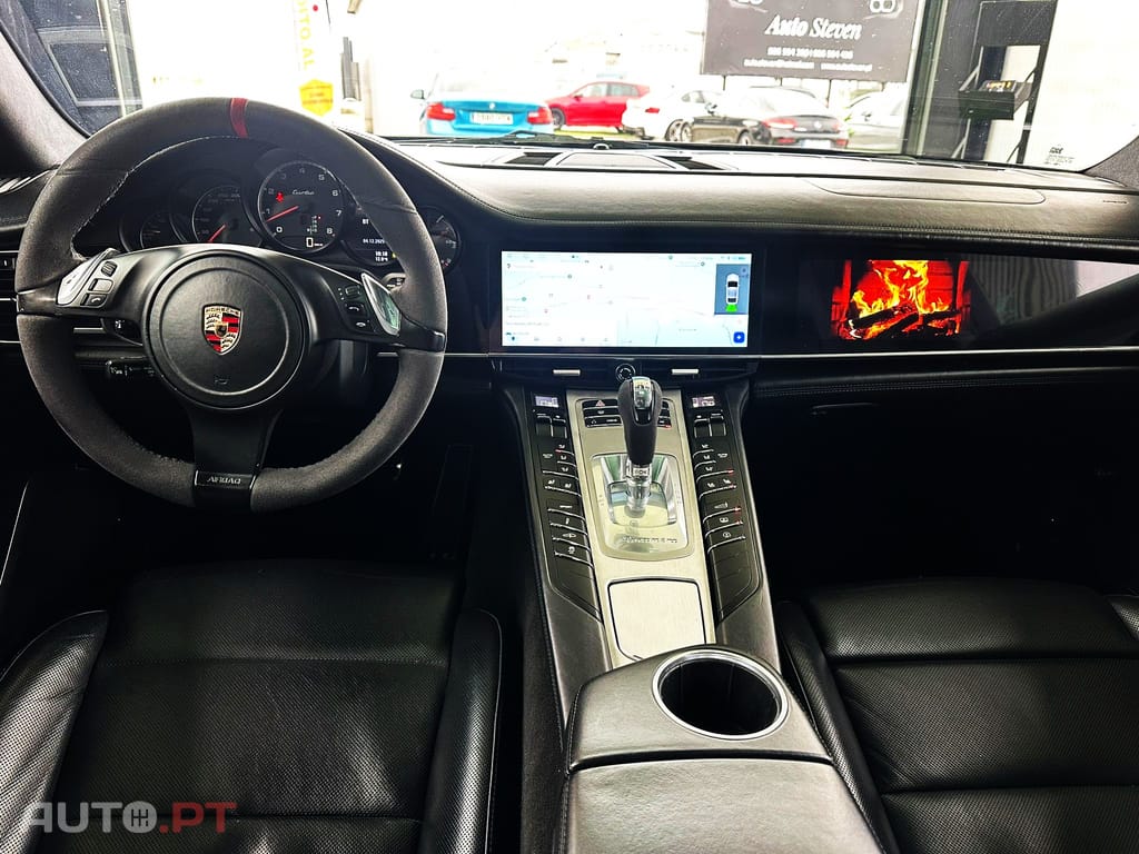 Porsche Panamera Turbo PDK