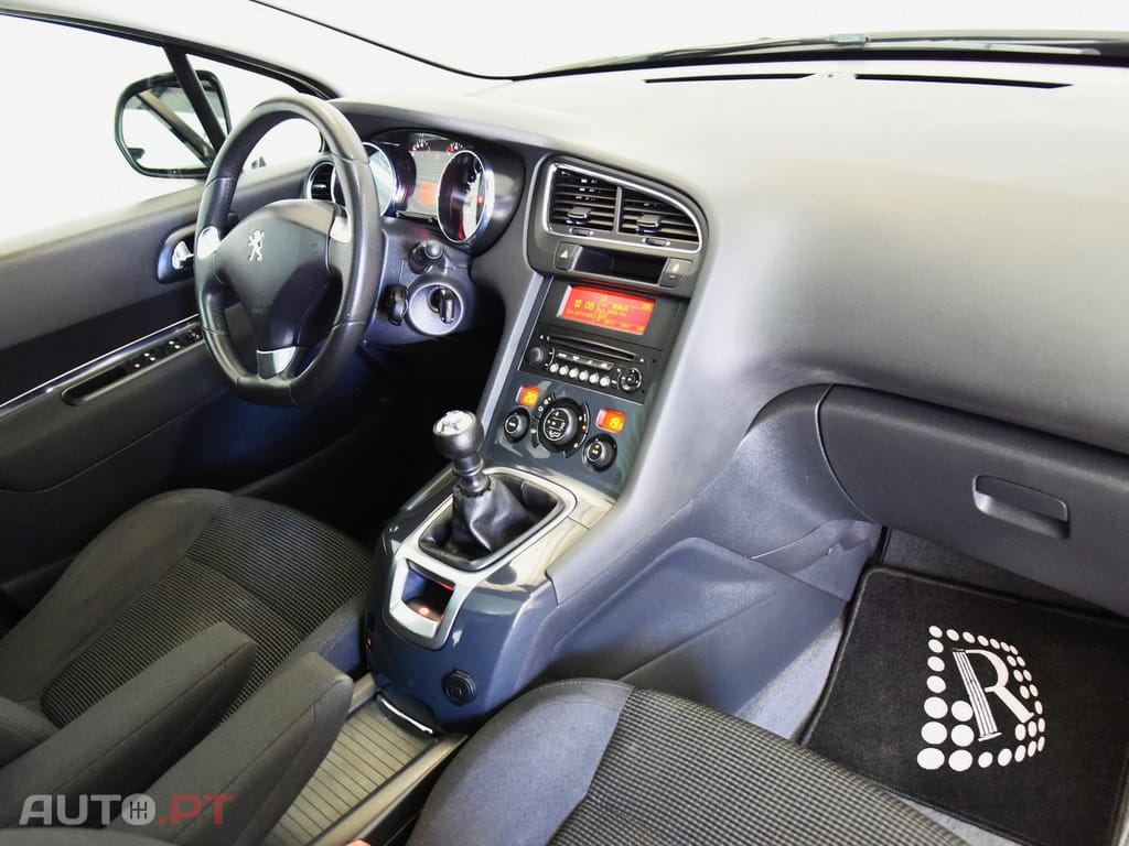 Peugeot 5008 1.6 BlueHDi Style