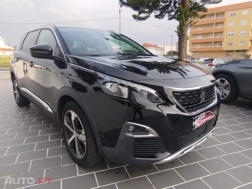 Peugeot 5008 1.2 PureTech Allure Grip Control