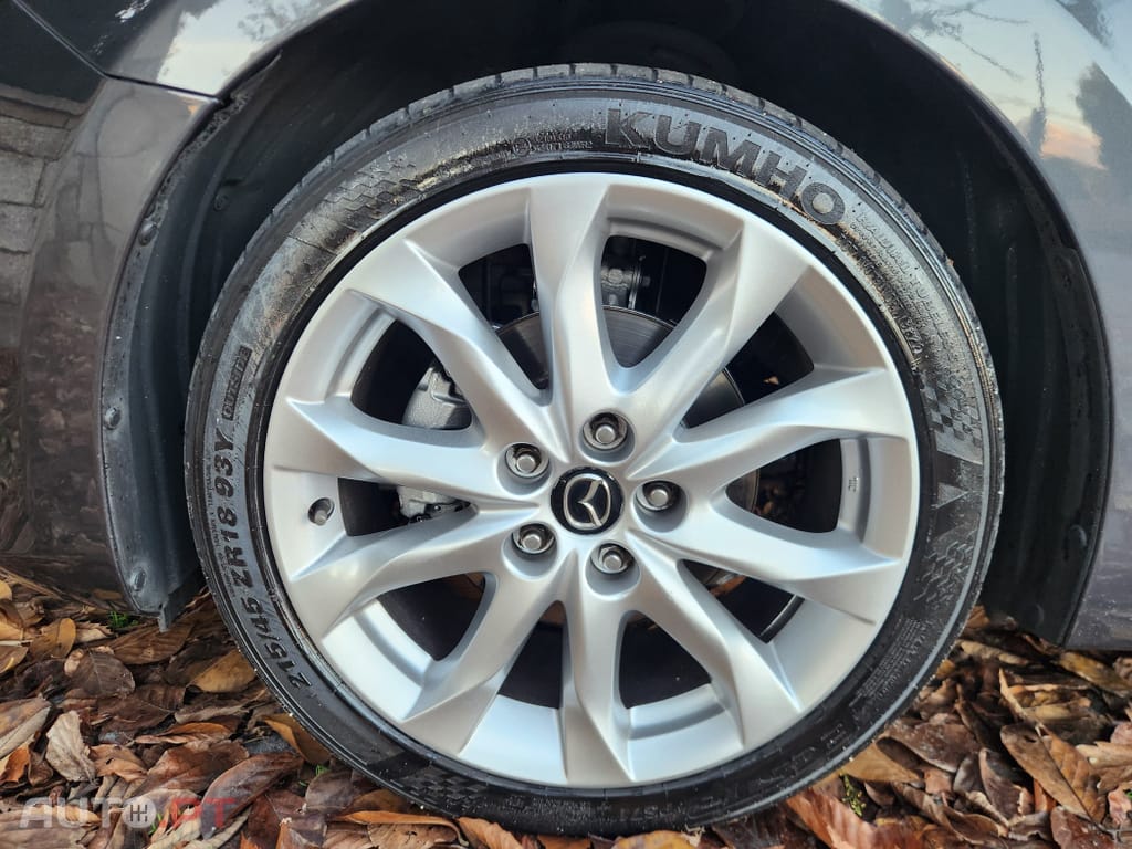 Mazda 3 1.5 Sky-D Excellence Navi