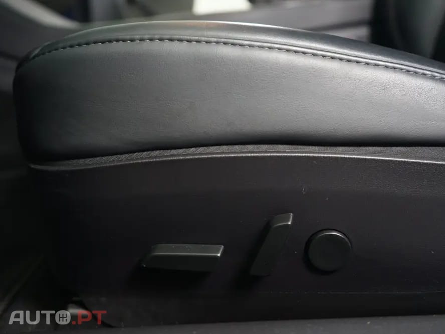 Tesla Model 3 Standard Range Plus RWD