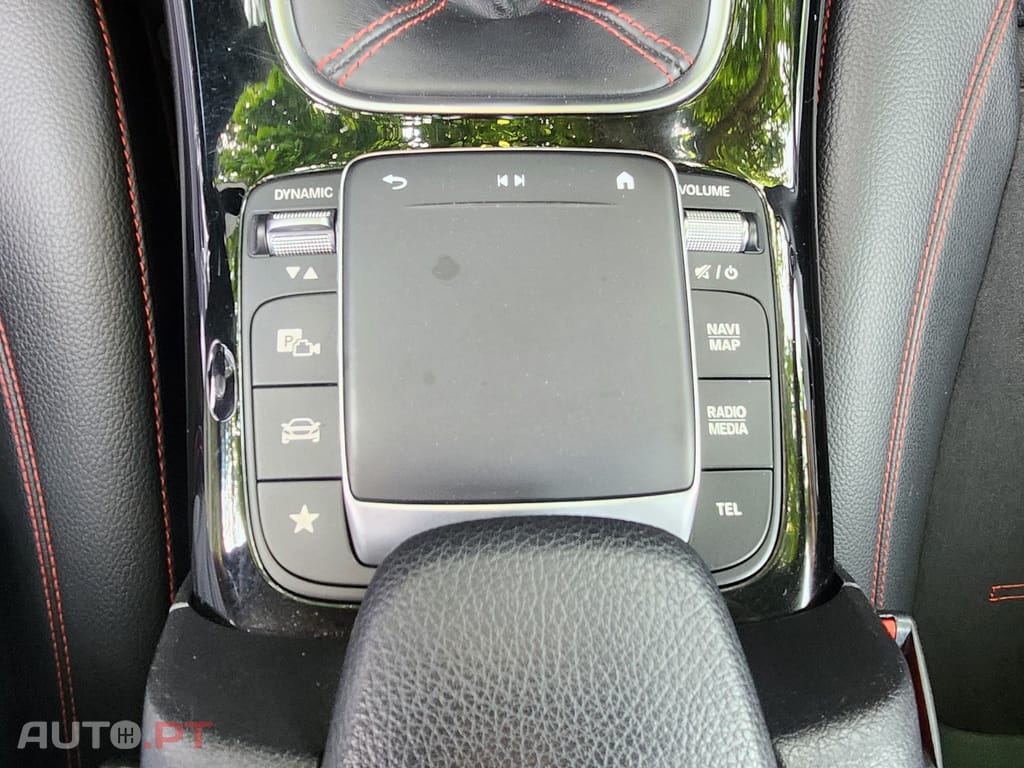 Mercedes-Benz A 180 d AMG Line