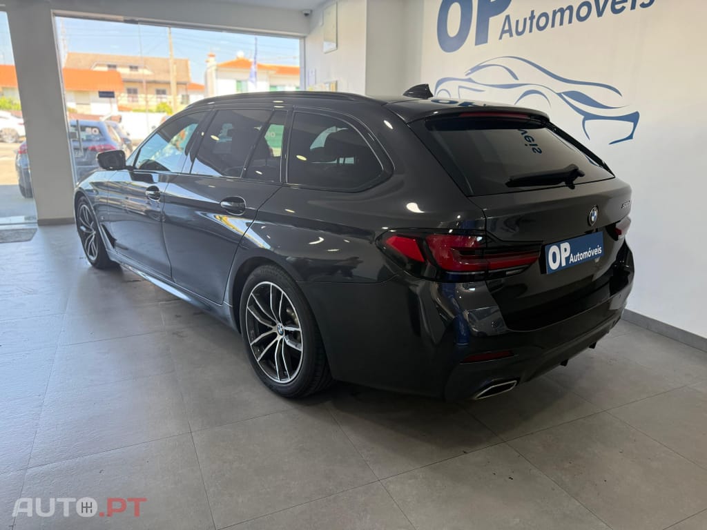 BMW 520 d Pack Desportivo M Auto