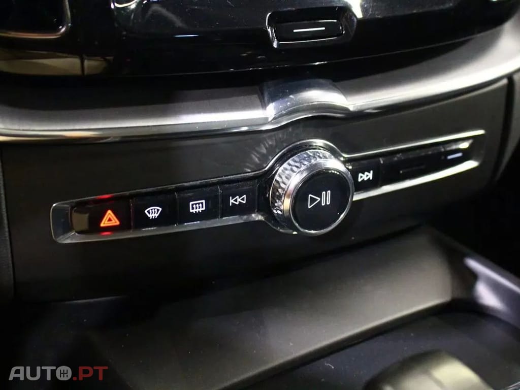 Volvo XC60 2.0 B4 Momentum