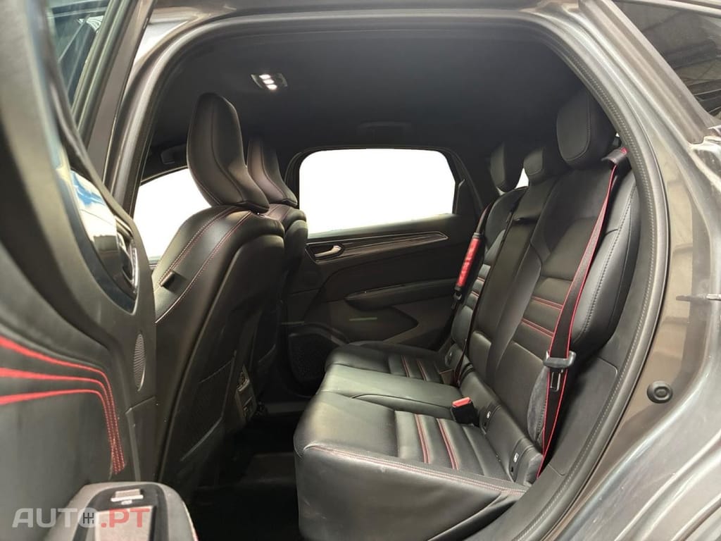 Renault Arkana E-Tech R.S. Line