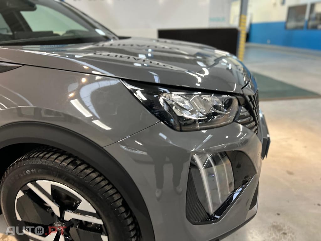 Peugeot 2008 1.2 Hybrid Allure e-DCS6