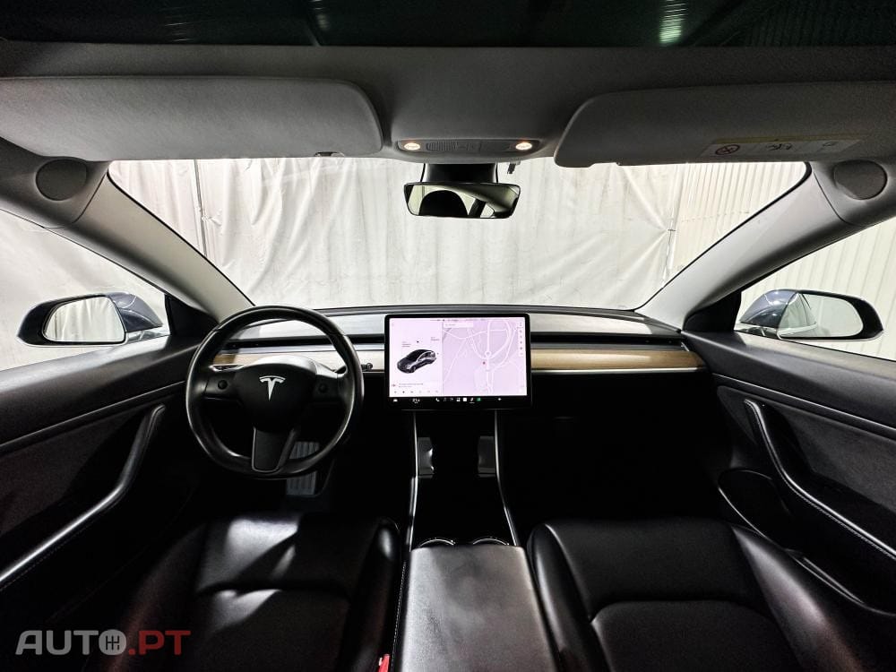Tesla Model 3 Long-Range Dual Motor AWD