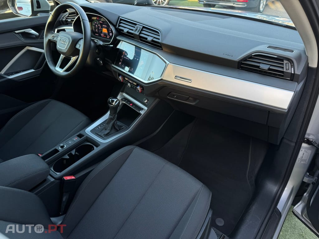 Audi Q3 45 TFSIe S tronic