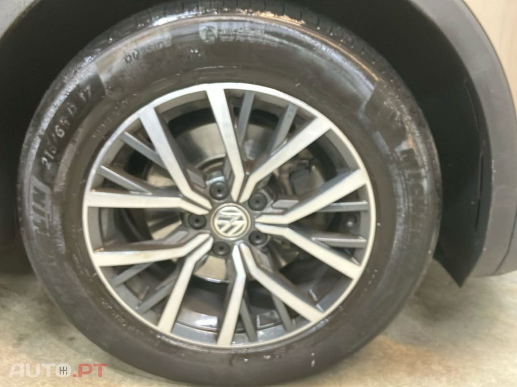 Volkswagen Tiguan 1.5 TSI Confortline