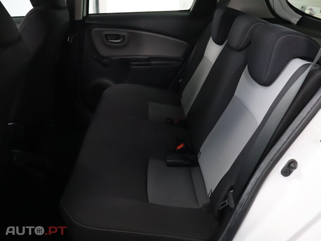 Toyota Yaris 1.5 Híbrido Comfort