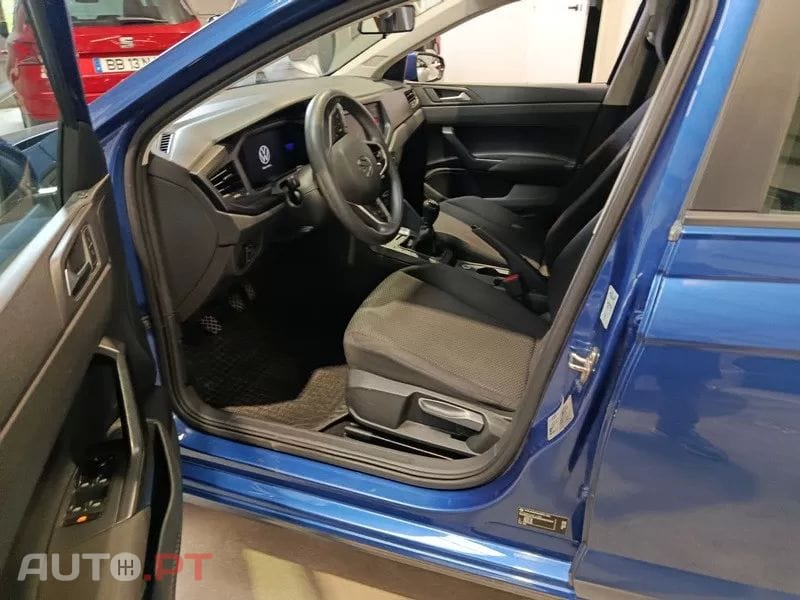 Volkswagen Polo 1.0 Confortline