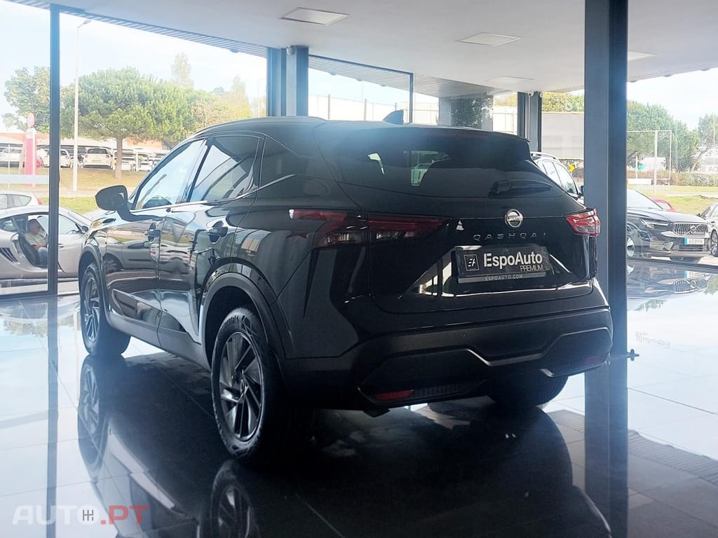 Nissan Qashqai 1.3 DIG-T N-Connecta 