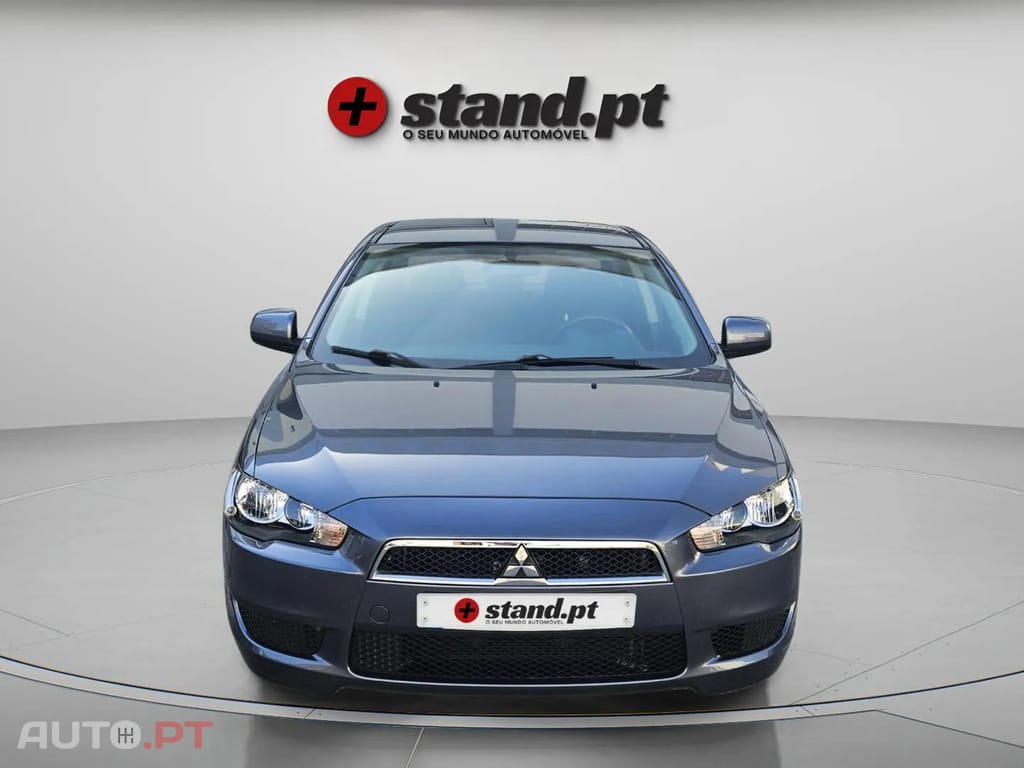Mitsubishi Lancer 1.5 Invite