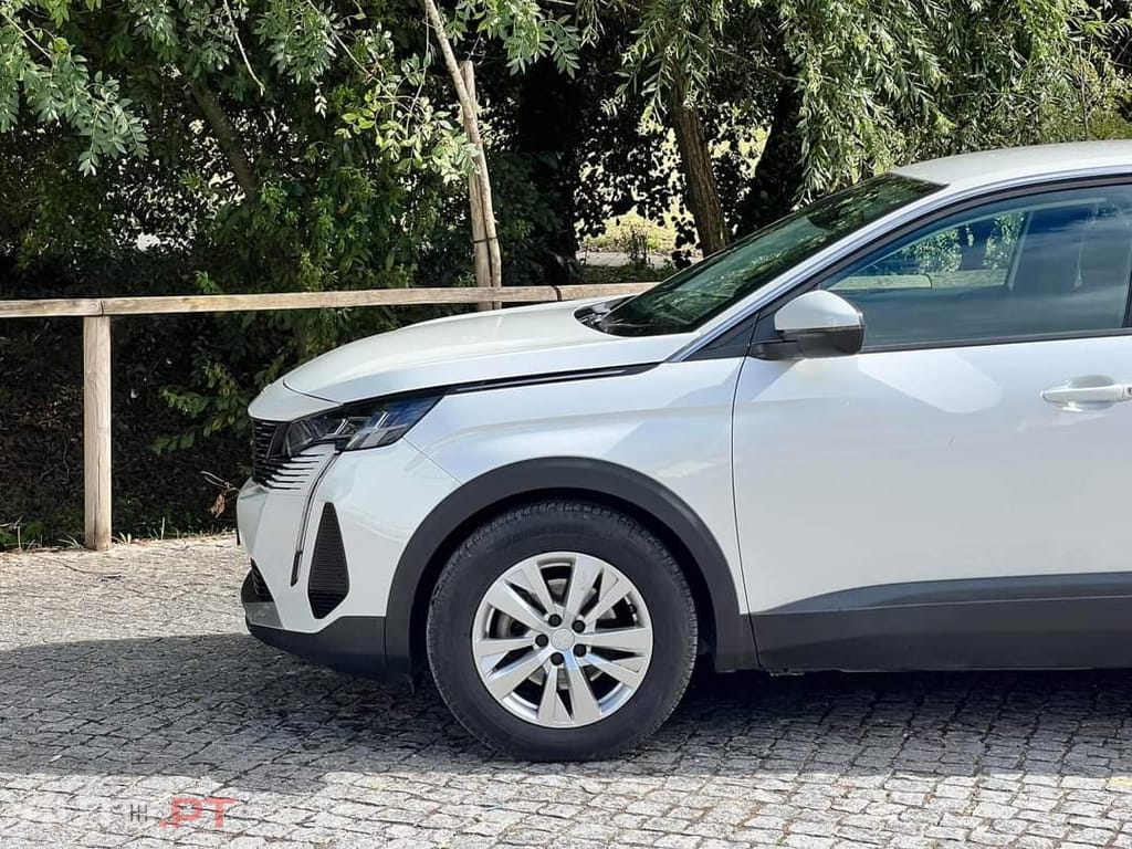 Peugeot 3008 1.5 BlueHDi Allure EAT8