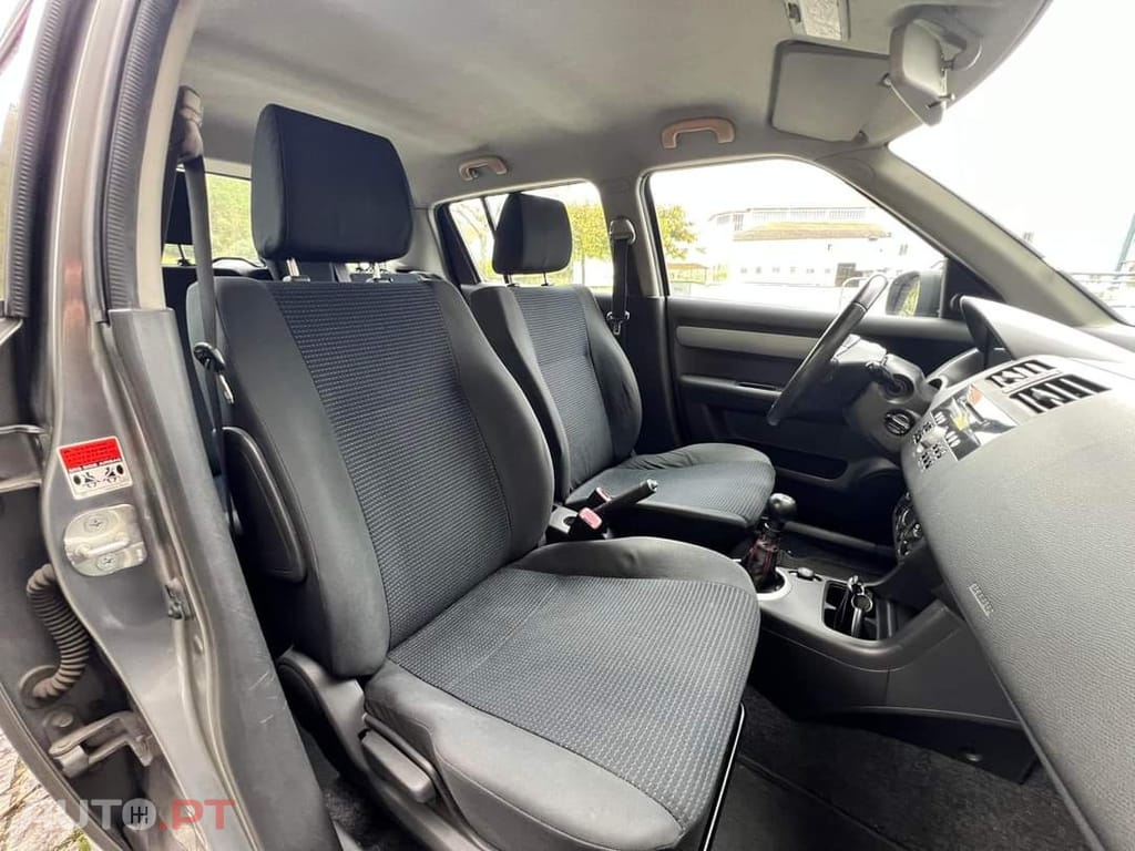 Suzuki Swift 1.3 16V Sport