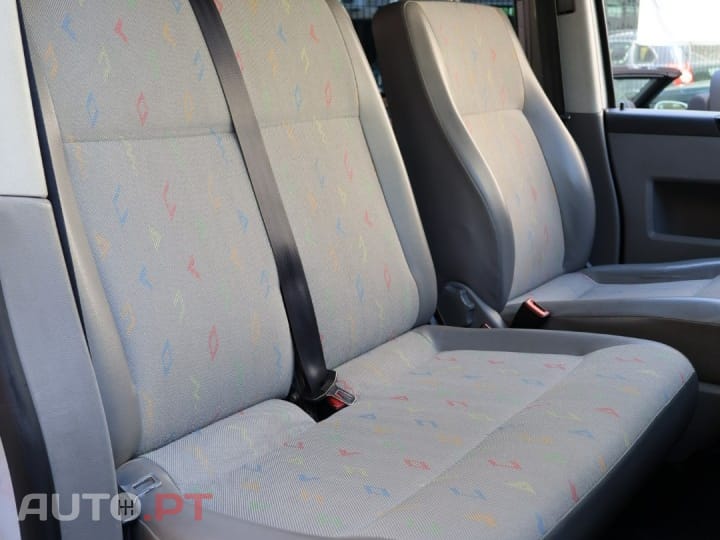 Volkswagen Transporter 1.9 TDi 105 Extra AC