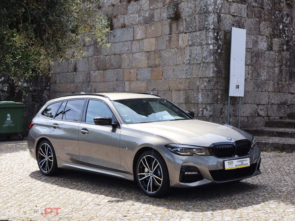 BMW 330 e Touring Pack M Auto.