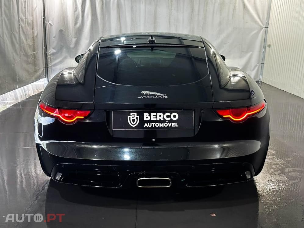 Jaguar F-Type P300 Aut. R-Dynamic Black