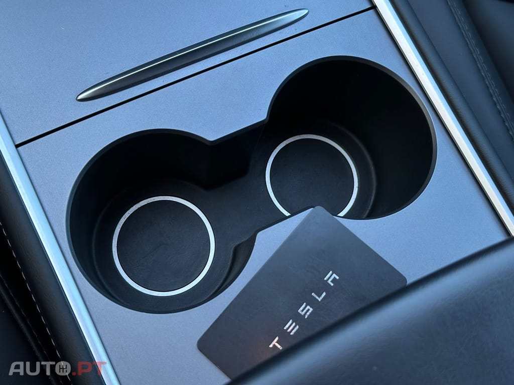Tesla Model Y Performance Tração Integral