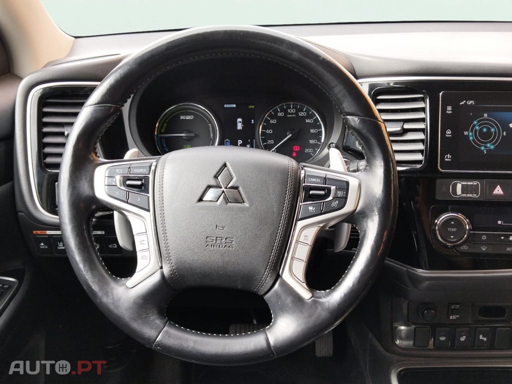 Mitsubishi Outlander 2.0 Instyle