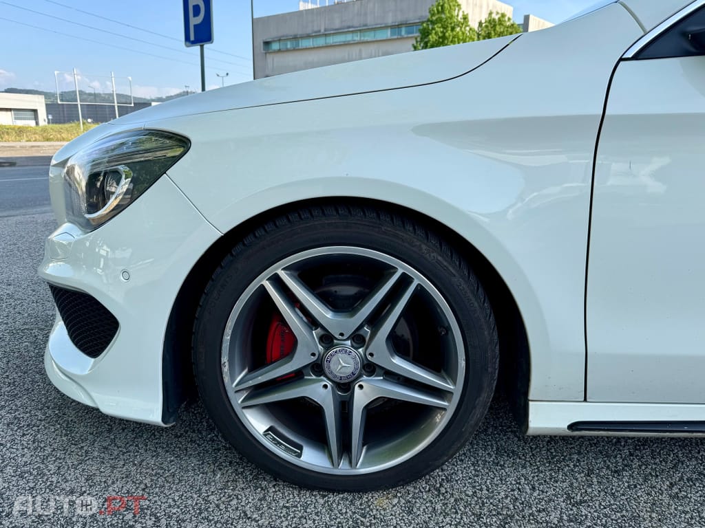 Mercedes-Benz CLA 200 (CDI) d 4Matic 7G-DCT AMG Line