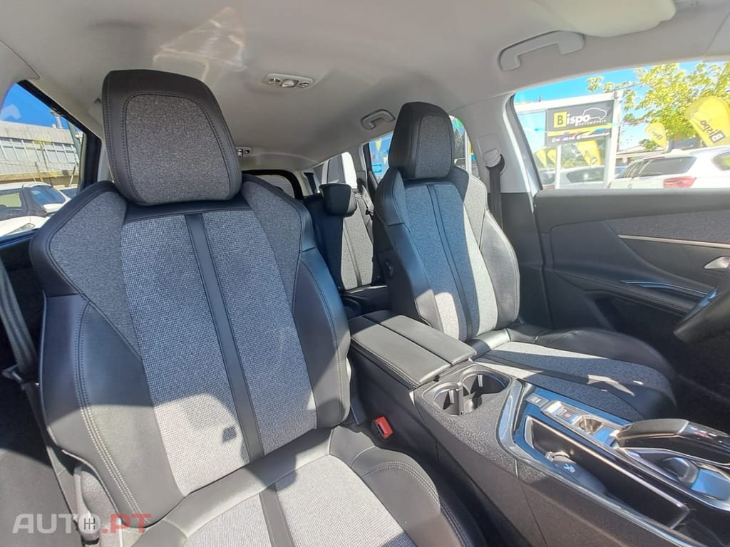 Peugeot 5008 1.5 BlueHDi Allure EAT8