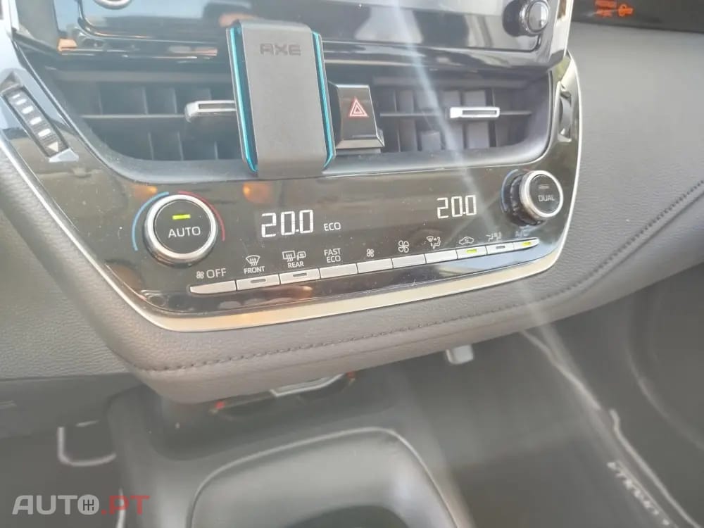 Toyota Corolla 1.8 Hybrid Exclusive