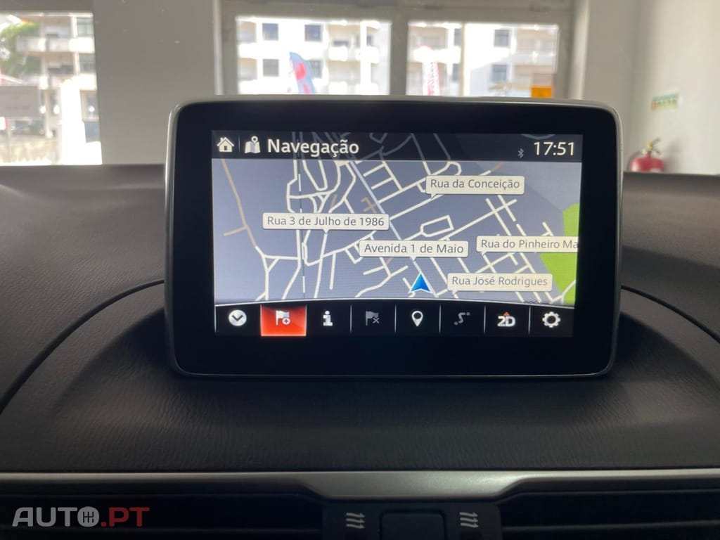 Mazda 3 1.5 Sky-D Evolve HS Navi