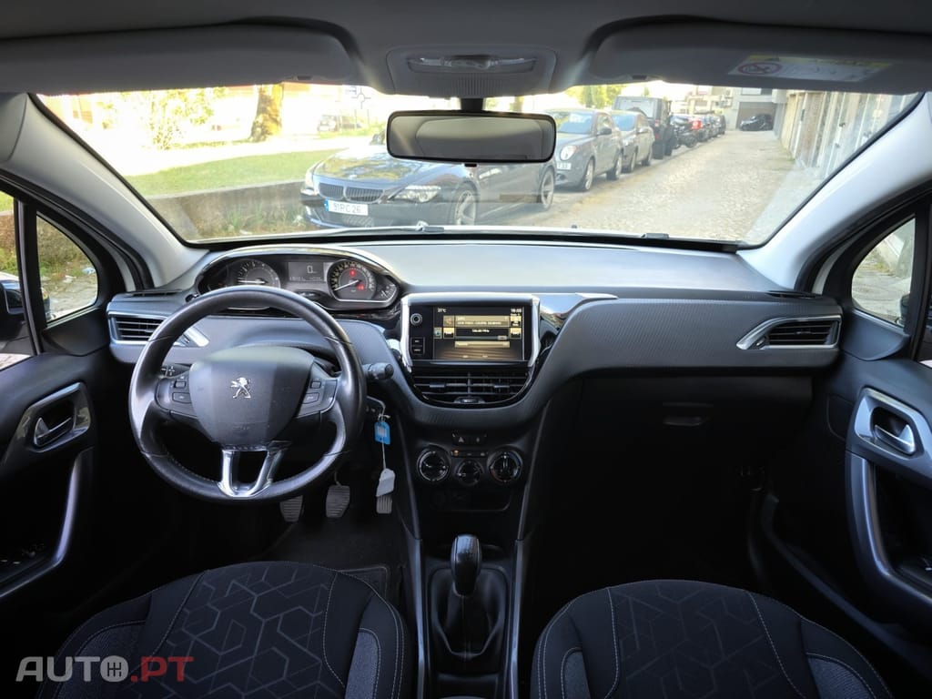 Peugeot 2008 1.2 PureTech Active