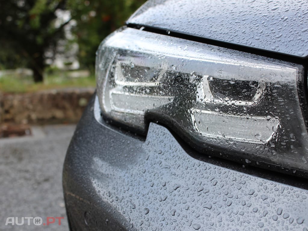BMW 330 330e Hibrido Plug-In