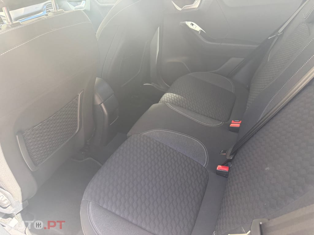 Ford Puma 1.0 EcoBoost MHEV Titanium