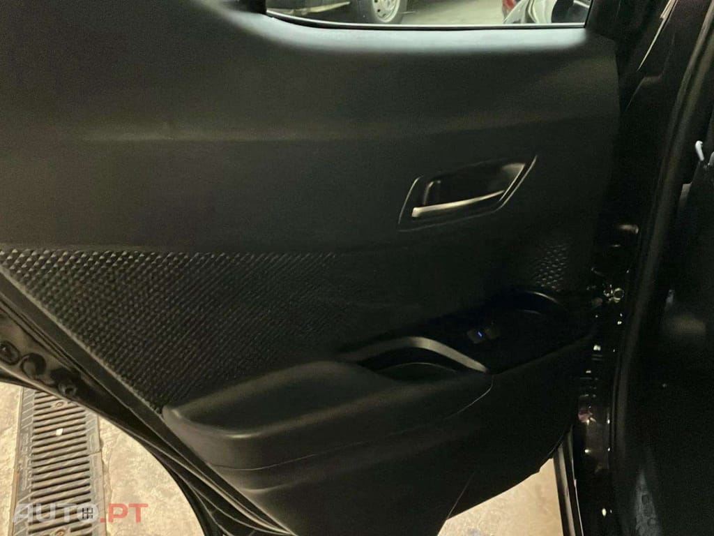 Toyota C-HR 2.0 Hybrid GR Sport