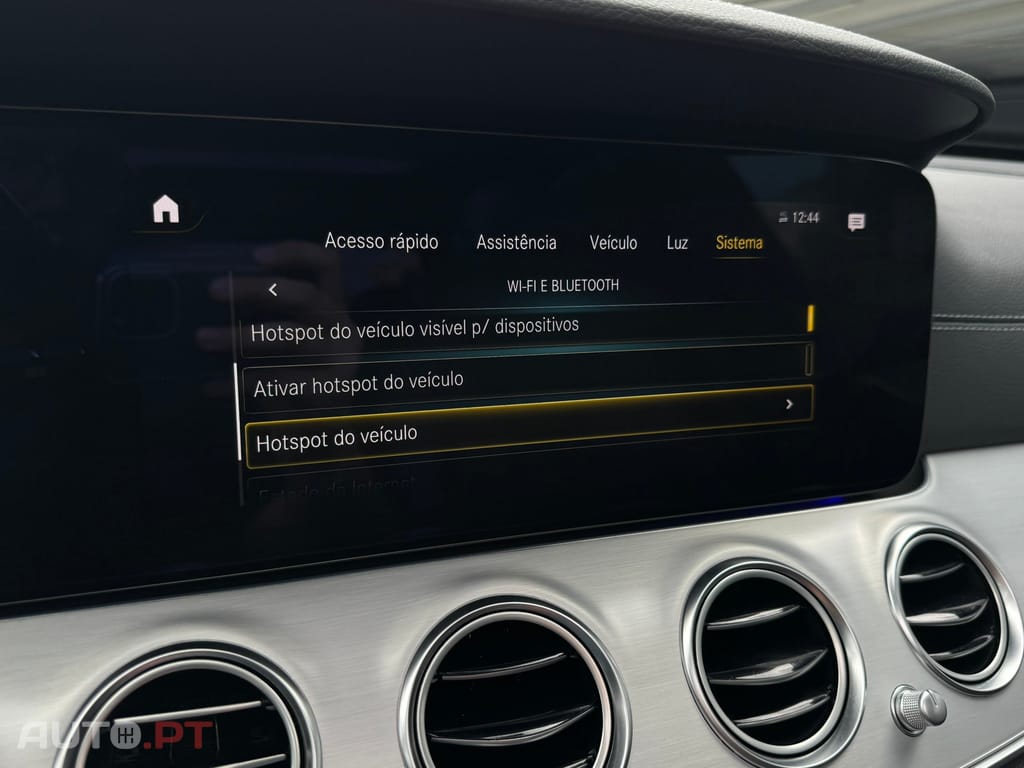 Mercedes-Benz E 300 e AMG Line