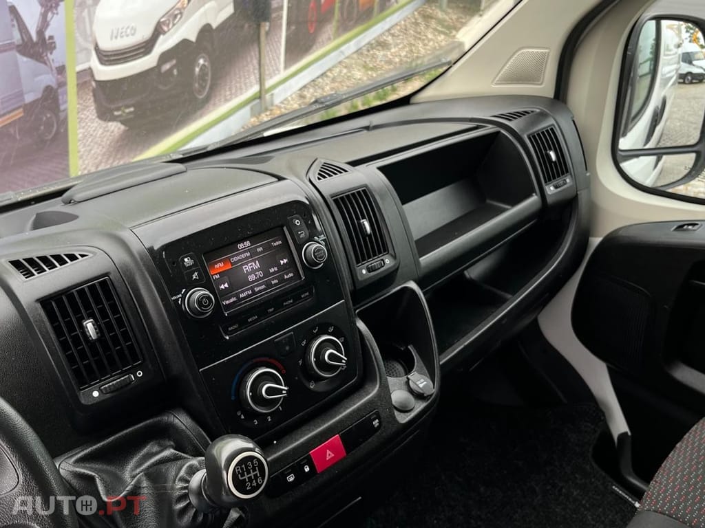 Peugeot Boxer 2.2 BlueHDi 333 L3H2 Pro
