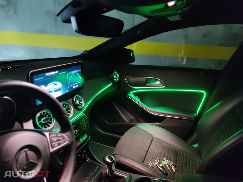 Mercedes-Benz CLA 180 Amg Line Facelift