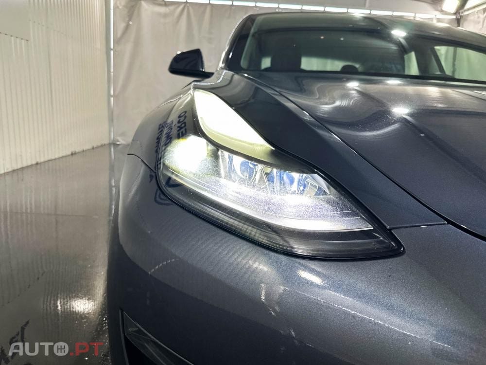 Tesla Model 3 Long Range AWD Dual Motor