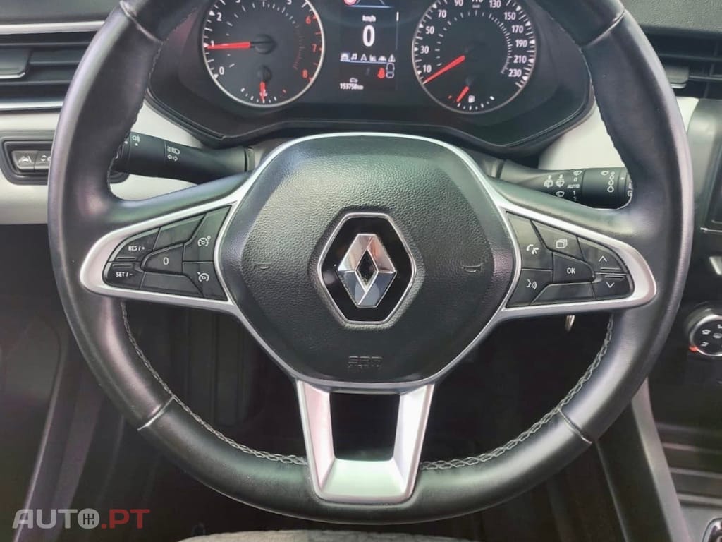 Renault Clio 1.0 TCe Limited Bi-Fuel