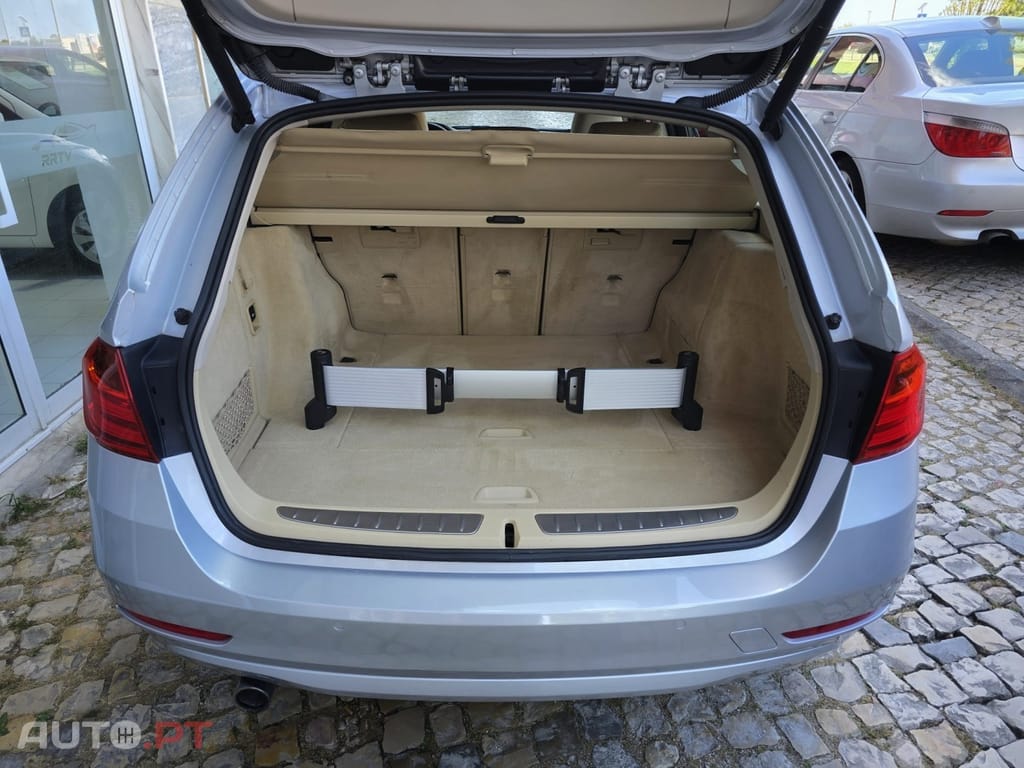 BMW 320 d Touring Aut.