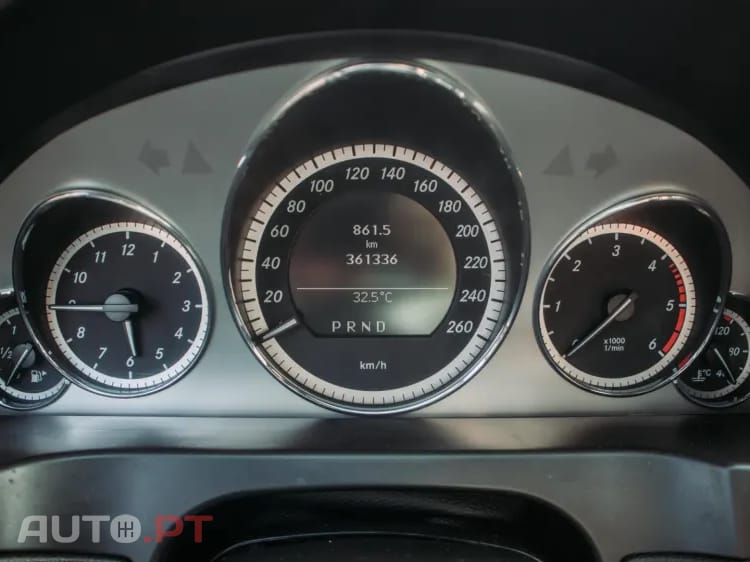 Mercedes-Benz E 250 CDI COUPE AVANTGARD