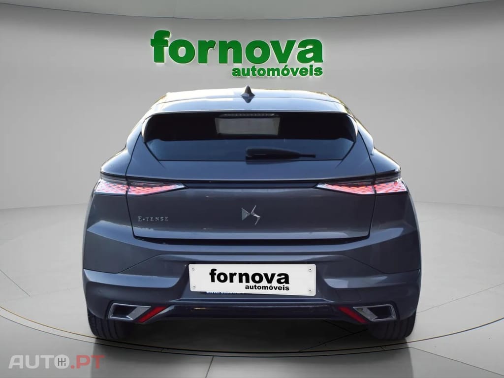 DS DS4 E-Tense Performance Line EAT8