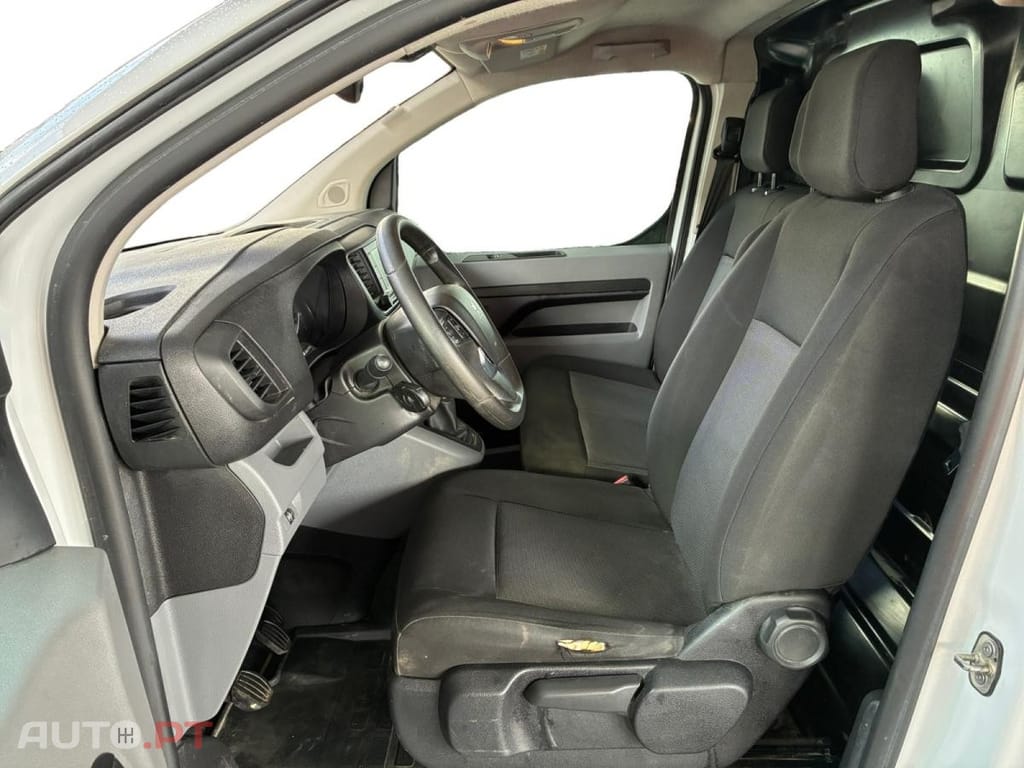 Peugeot Expert 2.0 BlueHDi Long Ashpalt