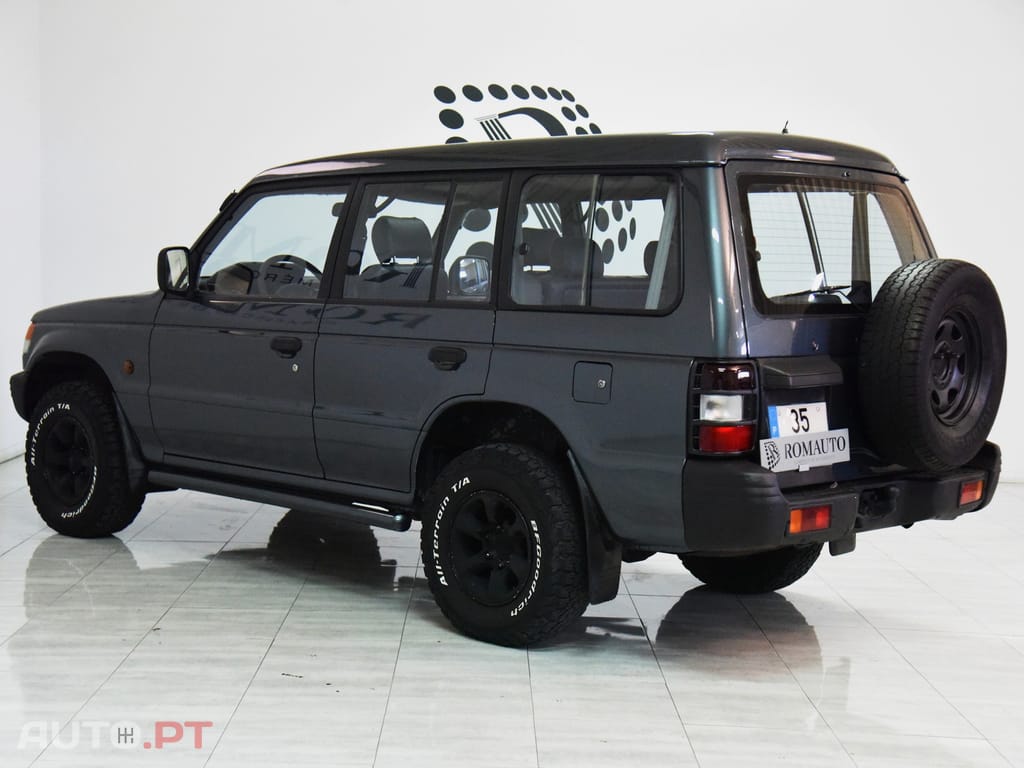 Mitsubishi Pajero 2.5TD GLX LONGO 7L