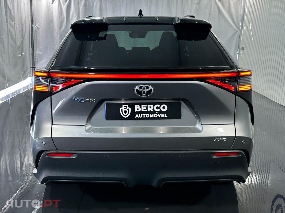 Toyota bZ4X 71,4 kWh Premium AWD