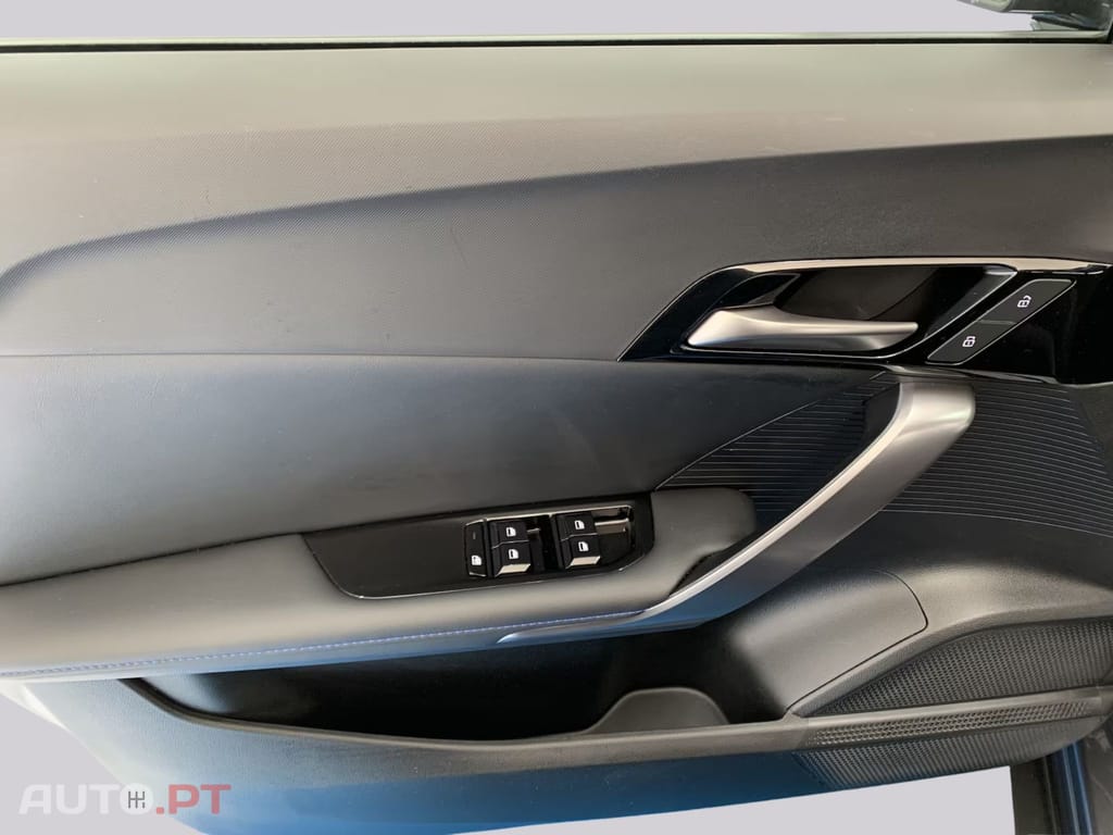 MG MG4 Luxury 64kWh I.V.A DEDUTIVEL 