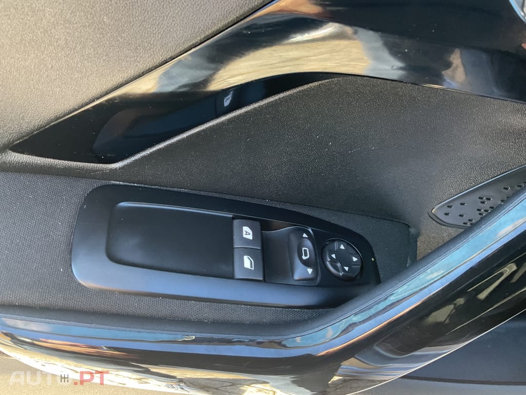 Peugeot 208 1.2 PureTech Active